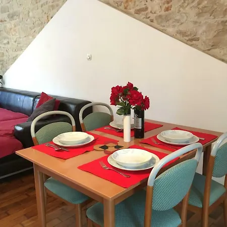 Apartman Lipa Apartment Pula