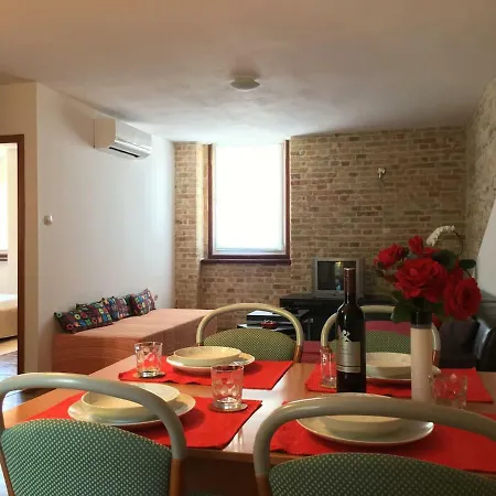Apartman Lipa Apartment Pula