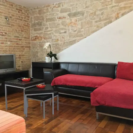 Apartman Lipa Apartment Pula